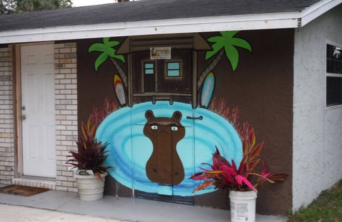 Homosassa House | Hippohead Casita Pets stay free bring your Humans!