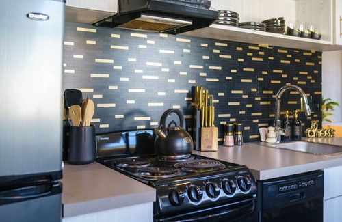 Coeur d'Alene Apartment | Hist. Sherman Ave, Walk to Lake