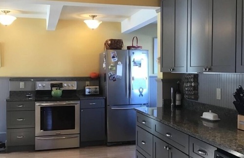 Belfast House | Historic 1870’s Spacious Home-2 Blocks From Belfast Village and the Bay