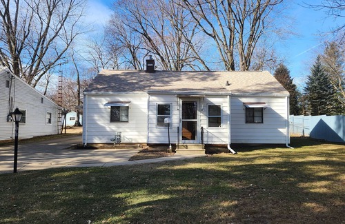 Mendota House | Historic 1950's Gunnison Home on Guiles. 3BR, 1BA, Fenced in back yard.