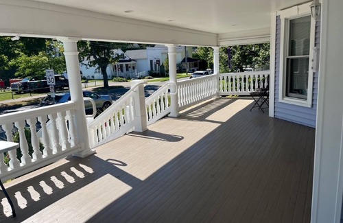 Harbor Springs House | Historic 2-bedroom in charming Harbor Springs with WiFi, AC, 1 block to water
