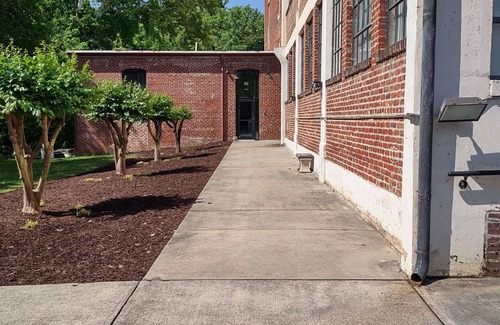 Danville Apartment | Historic 2 br & 1 ba On the River