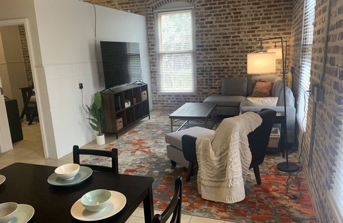 Danville Apartment | Historic 2 br & 1 ba On the River