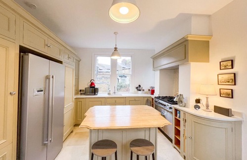 Greenwich West Condo | Historic 3-Bedroom Home in the Heart of Greenwich