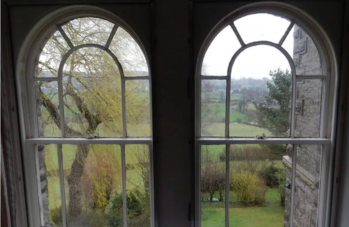 Kendal House | Historic 4 bedroom Lake District house with stunning views