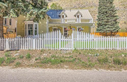 Historic District House | Historic 4 bedroom Victorian Home in Downtown Georgetown