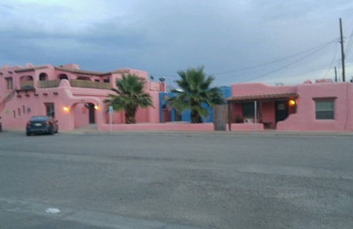 Alamogordo House | Historic Adobe Casita! Perfect for your TDY Stay!