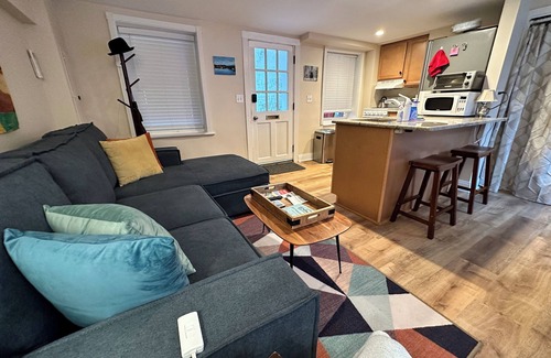 New Hope Apartment | Historic Bank House 1 BR Downtown fully remodeled