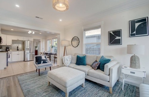 Logan Heights House | Historic Barrio Logan Bungalow