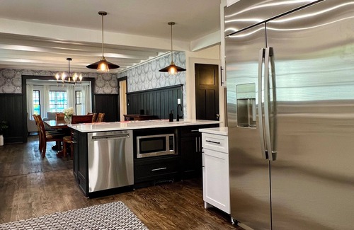 Hamburg House | Historic Bulldog Bungalow
