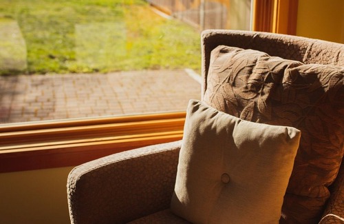 Lummi Island House | Historic Cabin- Private Beach!