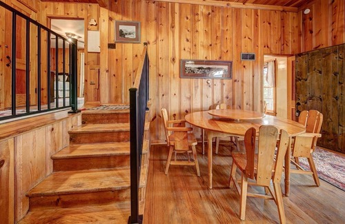 Estes Park House | Historic Cabin to Bring Back Memories or Make New Ones