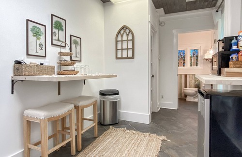 Historic Downtown Apalachicola Cottage | Historic Carriage House in Charming Apalachicola