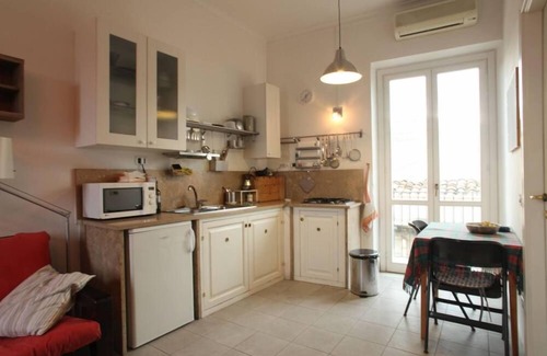 Monte di Pieta Apartment | Historic center, 2 rooms, 2 toilets, sky terrace, lift, free high speed Wi Fi