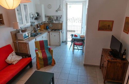 Monte di Pieta Apartment | Historic center, 2 rooms, 2 toilets, sky terrace, lift, free high speed Wi Fi