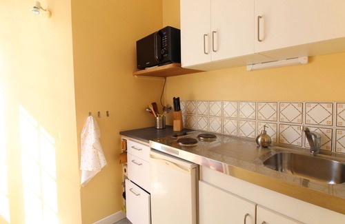 Downtown Angers Cottage | Historic Centre Apartment Near Château and Cathedral