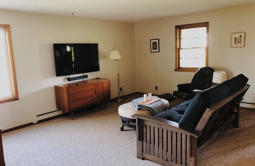 Annandale Other | Historic Century Old Farmhouse on 80 Acres; Privacy, Walking Trails and Nature!