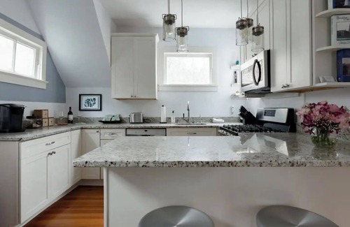 Harleston Village Condo | Historic Charleston Charm - Private Modern Luxe