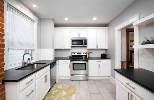 Southmoreland House | ★ Historic Charm in Walkable Neighborhood ★