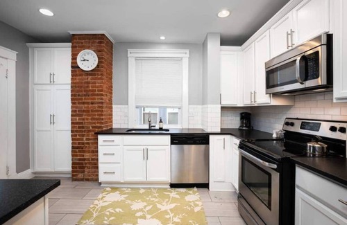 Southmoreland House | ★ Historic Charm in Walkable Neighborhood ★