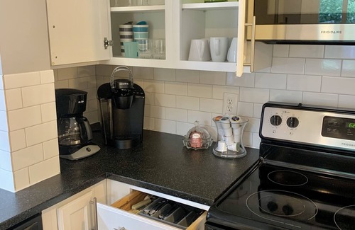 Southmoreland House | ★ Historic Charm in Walkable Neighborhood ★