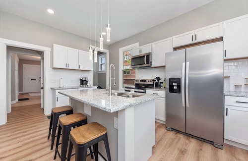 Mount Auburn House | Historic Charm Meets Modern Comfort - 3BR Home in Mt. Auburn
