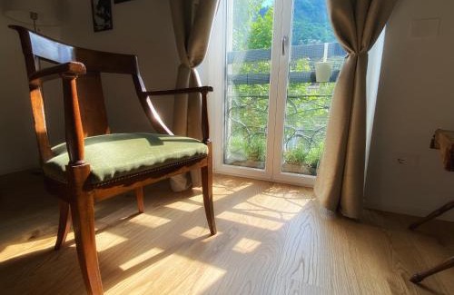 Como Apartment | Historic Charm with Whirlpool - Motta Apartments