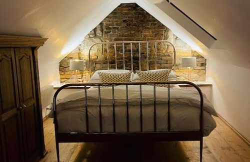 Central Aberdeen House | Historic Cottage in the Heart of Old Aberdeen.