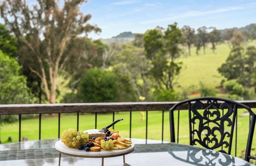 Mittagong Cottage | Historic country cottage on beautiful estate minutes from Bowral and Mittagong