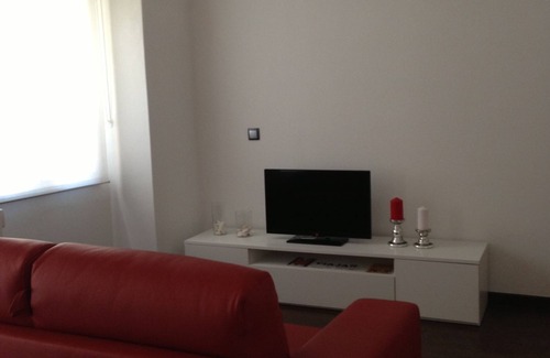 Alfama Apartment | HISTORIC DISTRICT OF LISBON 'GRACA' (2 minutes from the famous TRAM 28)