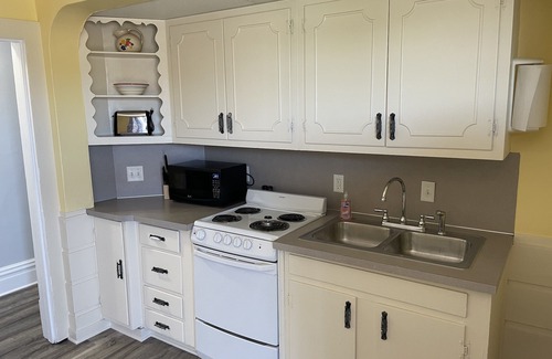 Grand Haven House | Historic downtown 3 bedroom close to everything!