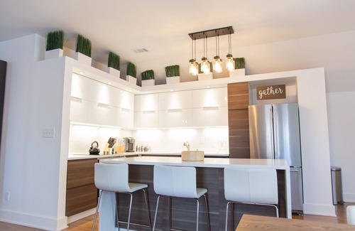 Cabbagetown House | Historic Downtown Atlanta | 6br 5ba | Parking