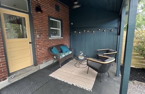 Ludlow House | Historic Downtown Ludlow Townhouse - 10 min from Cincinnati