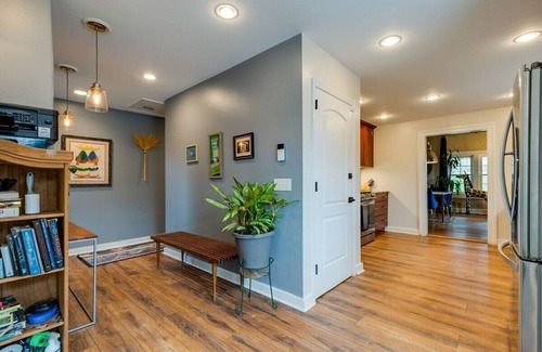 Inglewood House | Historic East Nash Sleeps 4