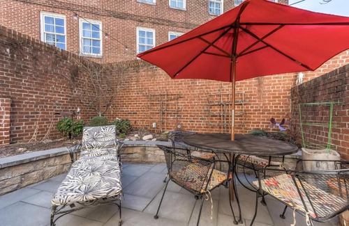 Upper Fells Point House | Historic Fells Point Home Steps From Waterfront
