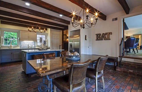 Chapel Hill House | Historic Gem, Steps from UNC & on Franklin St