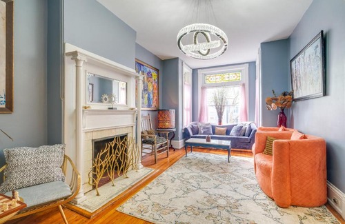 Georgetown House | Historic Georgetown Townhome Walkable Location!