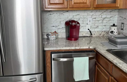 Roanoke Apartment | Historic Grandin Village Near Black Dog Salvage