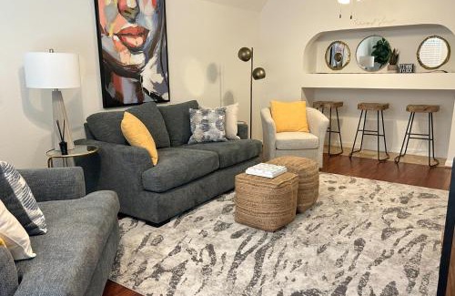 Houston Heights Apartment | Historic Heights End of Summer Special