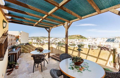 Victoria Apartment | Historic Hideaway: 900-Year-Old Converted Studio