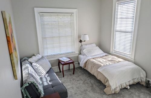 Lapeer House | Historic Holland House - 2nd floor