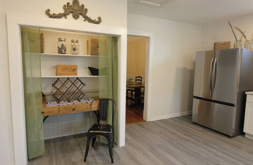 Augusta House | Historic home in Downtown Augusta GA. 5.2 miles from Masters.
