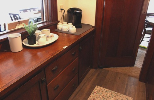 Perry House | Historic Home in the Heart of Perry