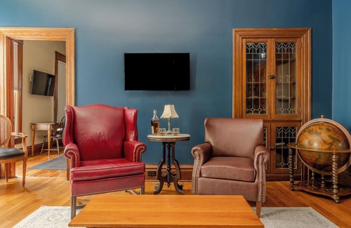 Frankfort House | Historic home near KY Capitol and Downtown