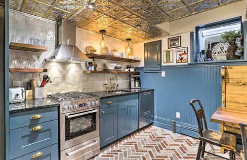 Queen Village House | Historic Home w/Garden: Walk to Center City!