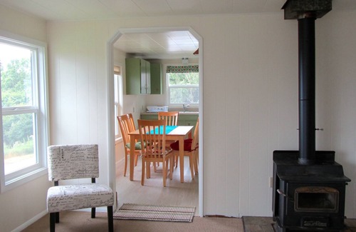 Homer Apartment | Historic HomenComfort, Convenience, and Views!