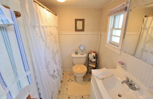 Hatteras House | Historic Homeplace in the Heart of Hatteras Village