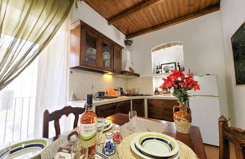 Bari City Centre House | Historic house with amazing rooftop terrace in the old city