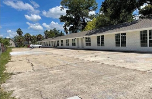 Lake Charles Apartment | Historic Iris St Lake Charles #3
