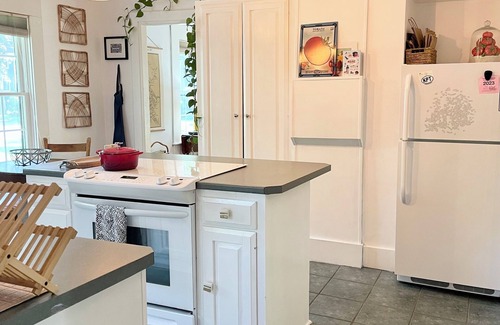Kennebunkport House | Historic Kennebunkport home only 0.3 miles to Dock Square